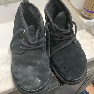 Black uggs